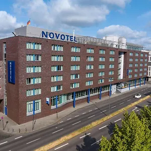 Hotel Novotel, Kolonia