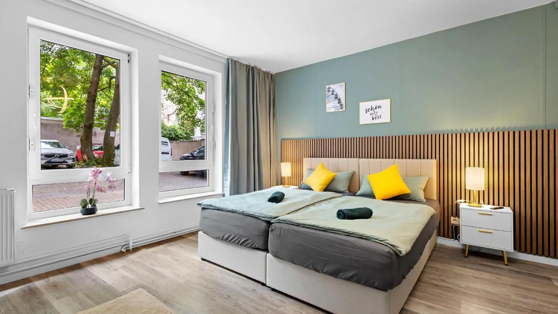 Exklusive Suite - Zentral In Der Koelner Suedstadt - Kostenloser Privatparkplatz - Perfekt Fuer Bis Zu 6 Gaeste - Smart Home 0*, Köln Németország