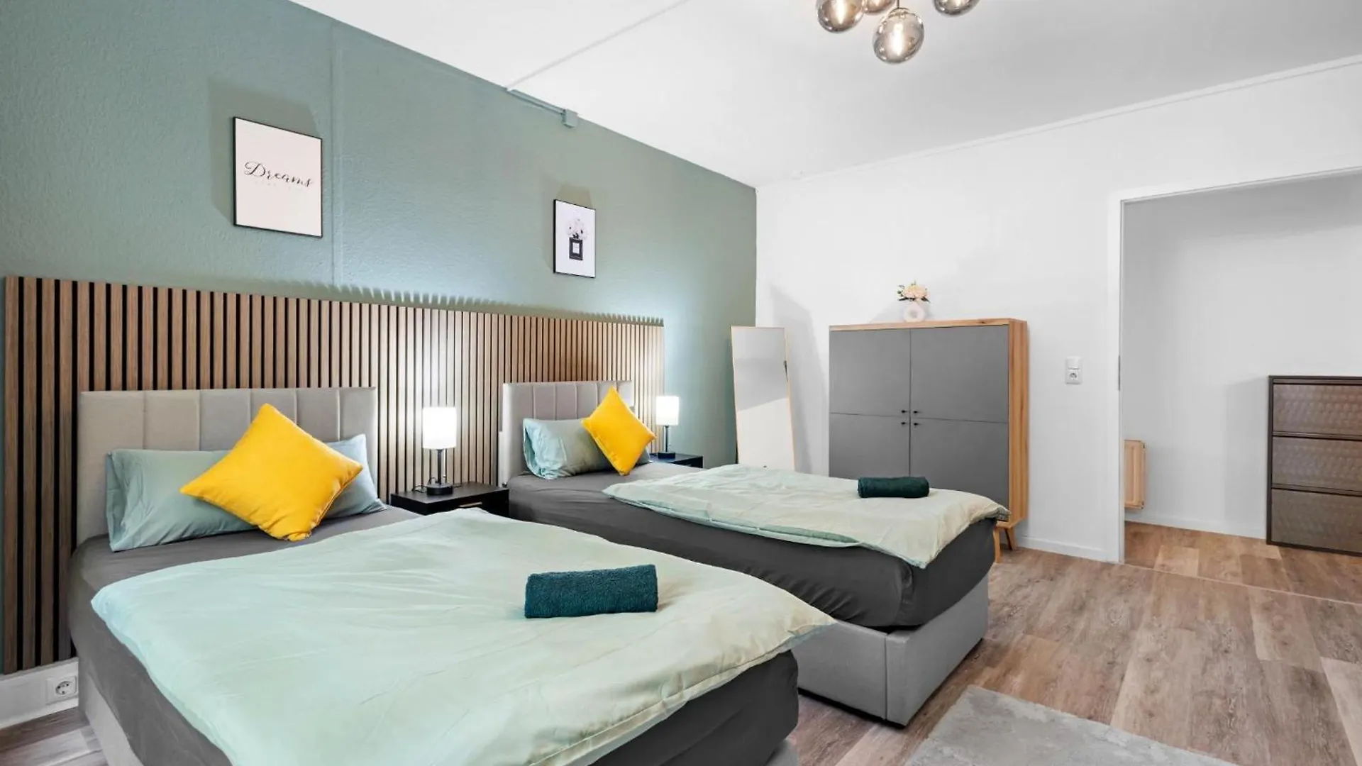 Exklusive Suite - Zentral In Der Koelner Suedstadt - Kostenloser Privatparkplatz - Perfekt Fuer Bis Zu 6 Gaeste - Smart Home Németország